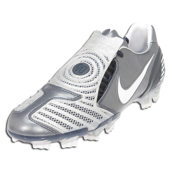Deal of the Day - Nike Total 90 II Obsidian - Soccer 101